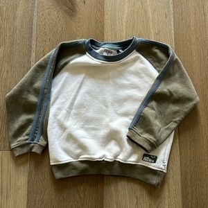 Girls Roxy sweatshirt M